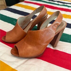 Mea Shadow Tan Open-Toe Slingback Block Heel Sandals